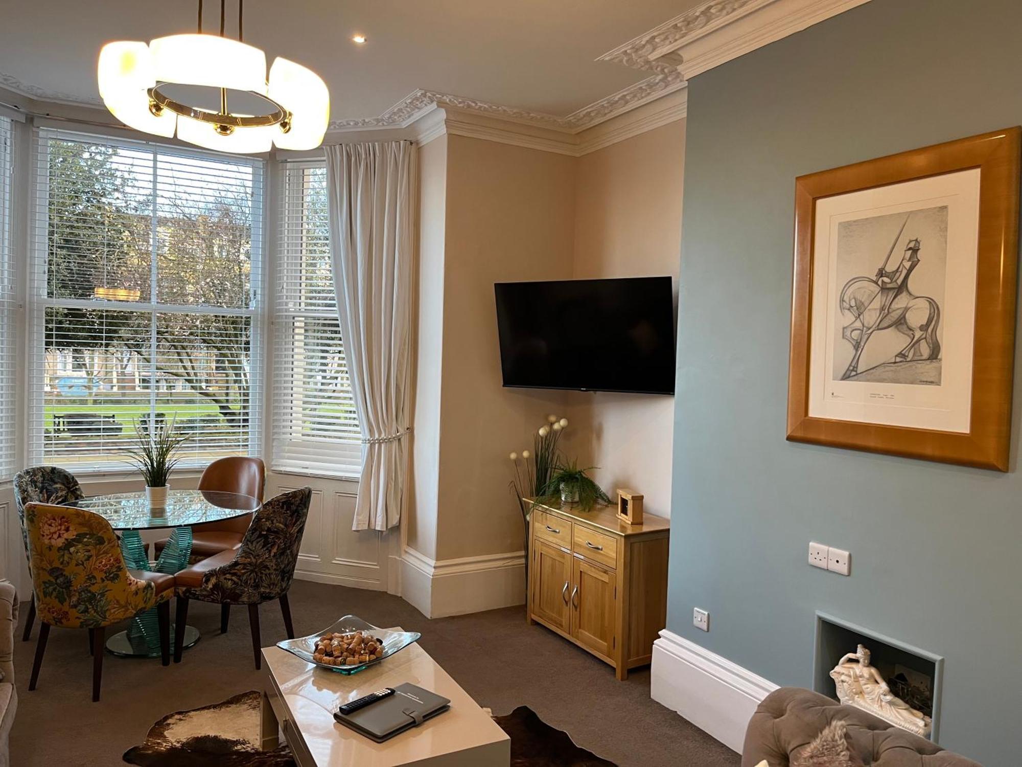 Strathmore Apt Scarborough, Pool, Gym, Parking Zewnętrze zdjęcie